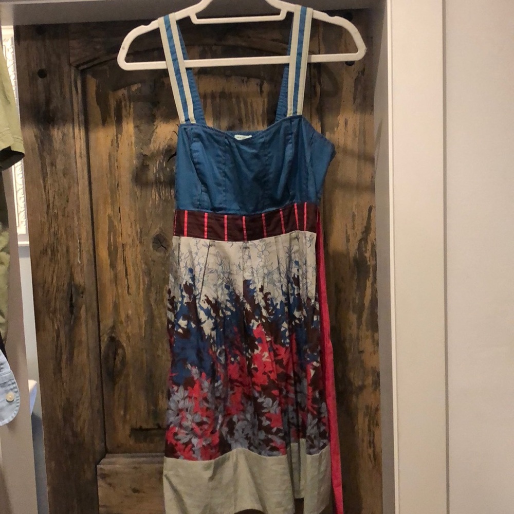 Super cute baby doll dress. Size L